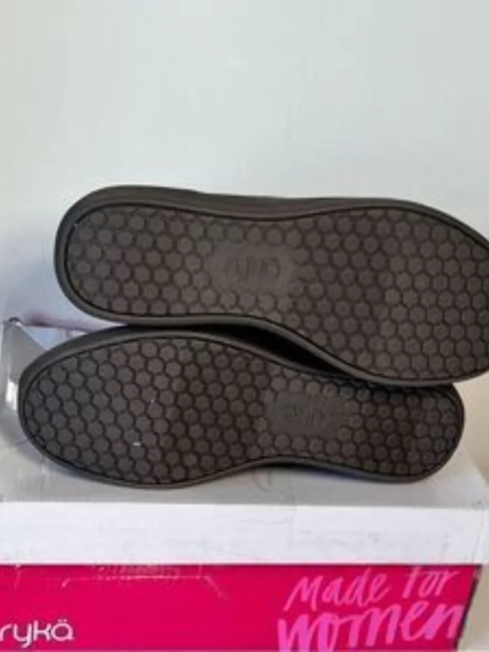 Ryka padded topline